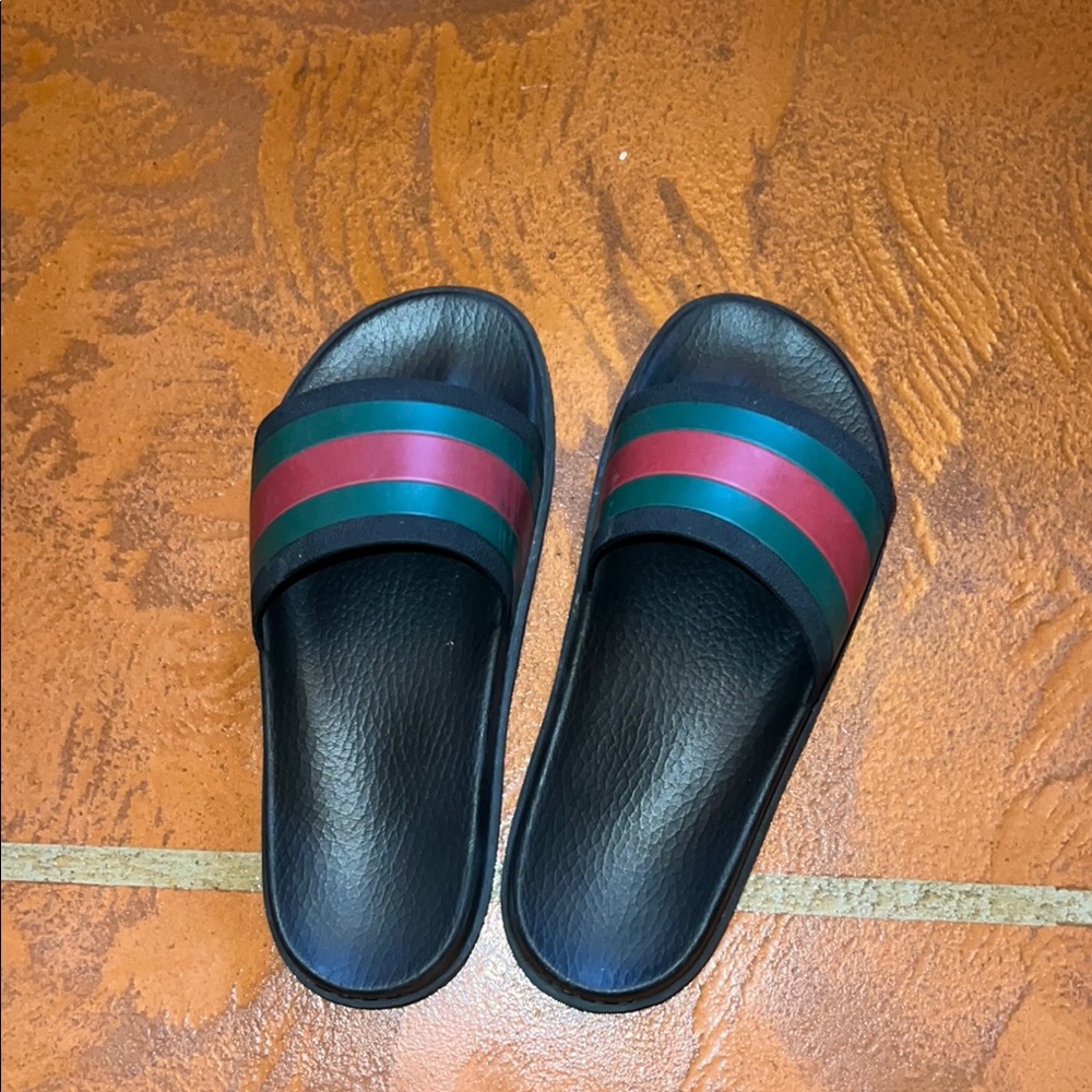 Gucci slides